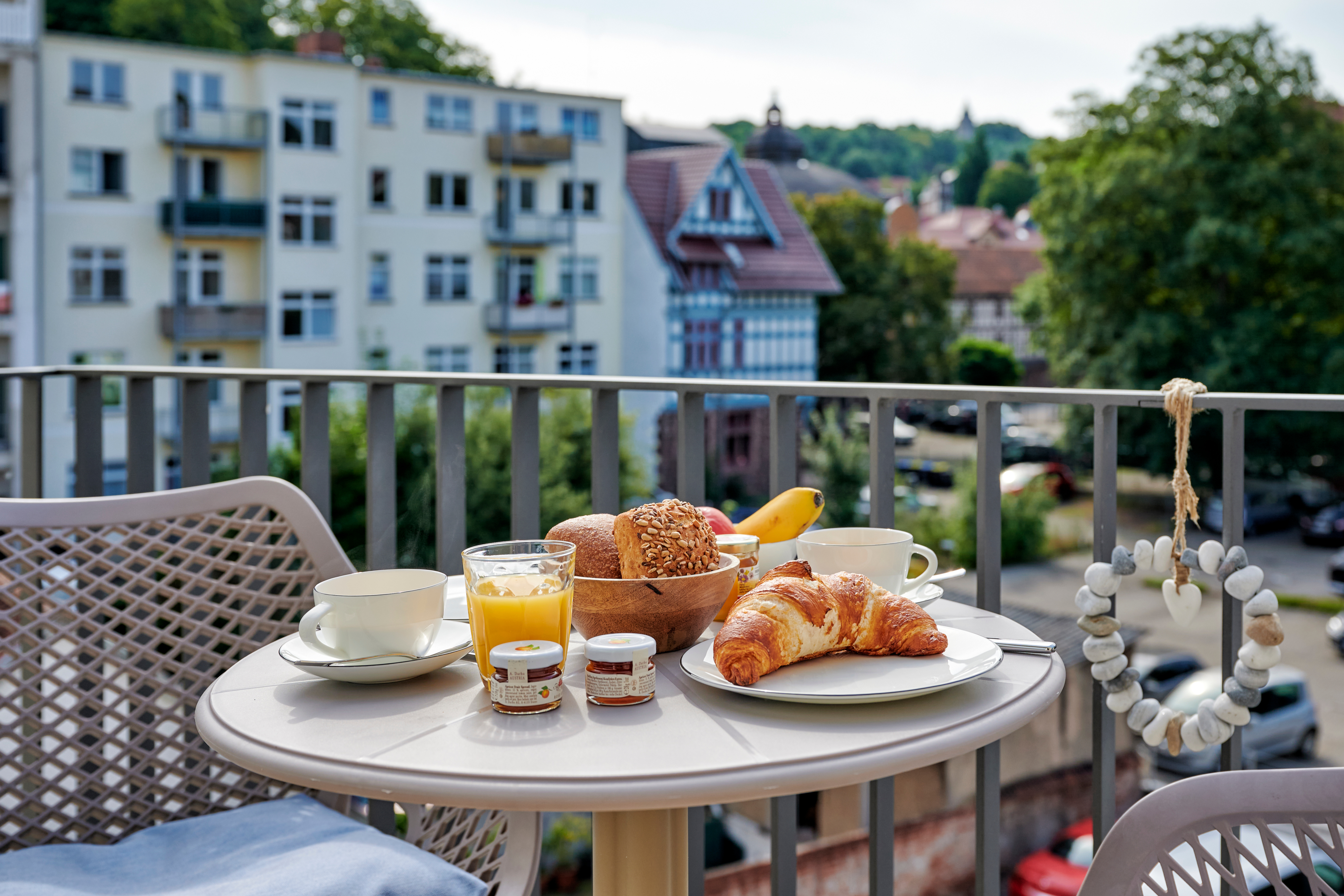 Frühstück in der Ferienwohnung: Auf Rang 7 rangiert mit Eisenach auch eine Thüringer Stadt unter den Top-10 der gastfreundlichsten Städte in Deutschland